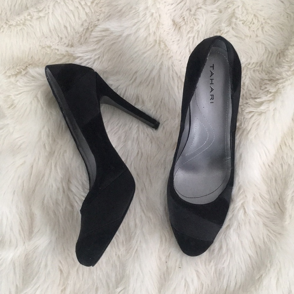 Tahari Heels